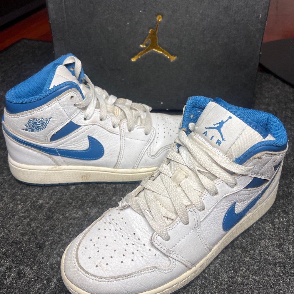 Air Jordan 1 Mid Se GS White/industrial Blue-sail size 5.5y